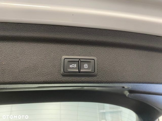 Audi Q3 Sportback 40 TDI Quattro S Line S tronic - 19