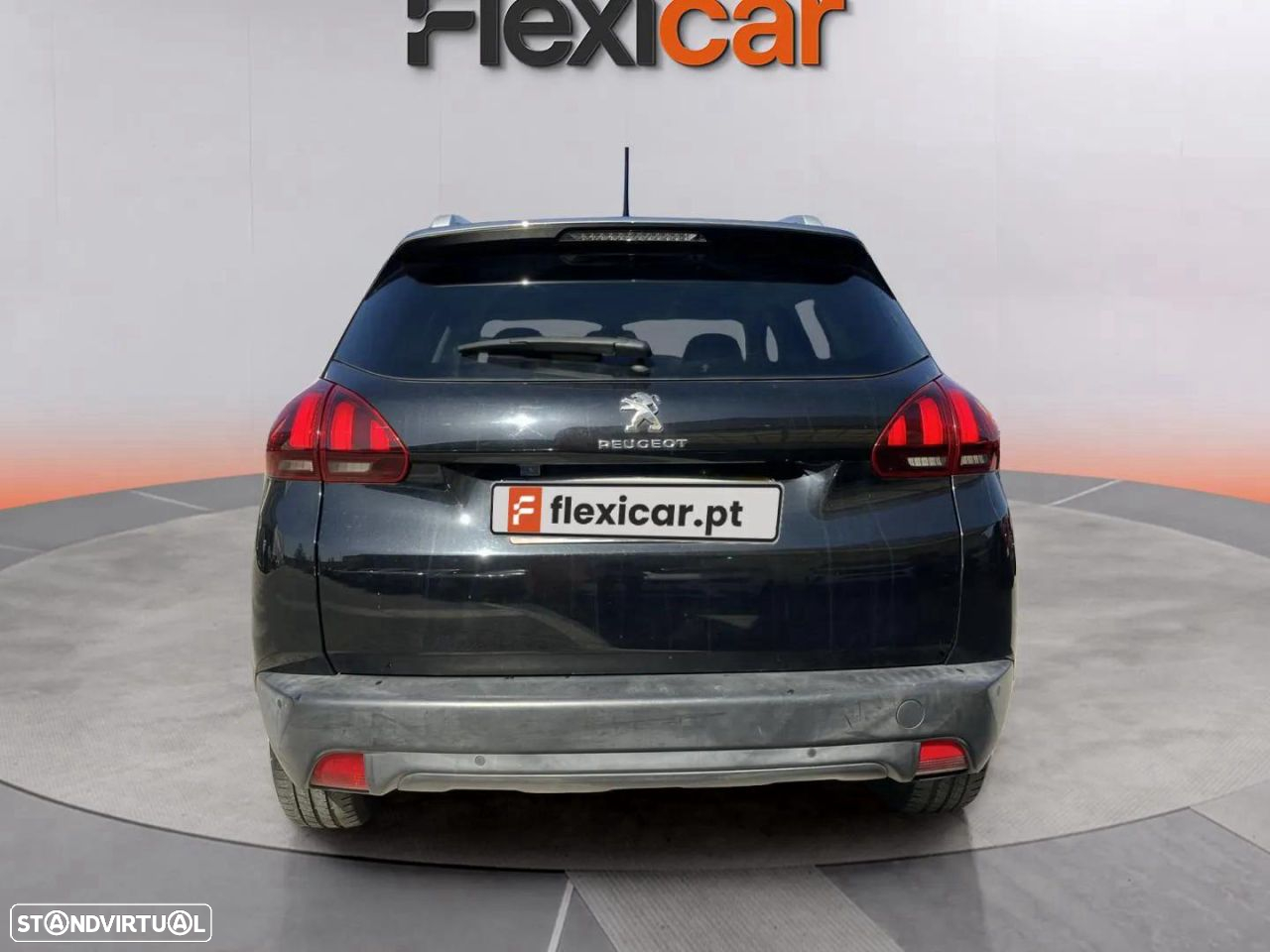 Peugeot 2008 - 8
