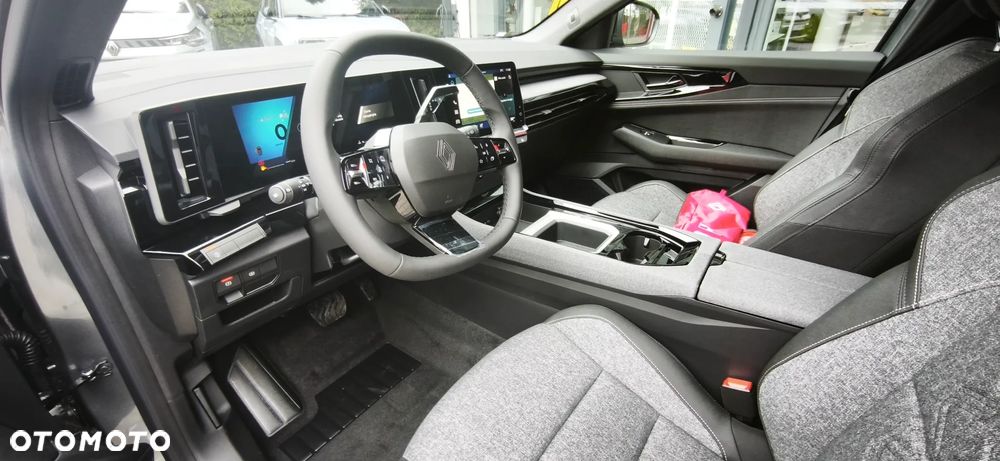 Renault Austral 1.3 TCe mHEV Evolution - 9