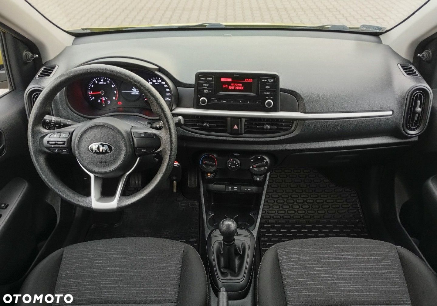 Kia Picanto - 22