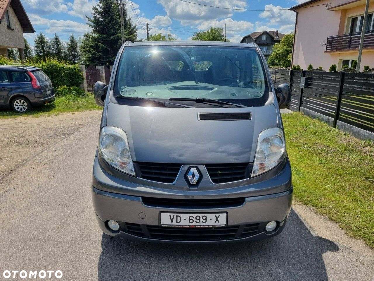 Renault Trafic - 2