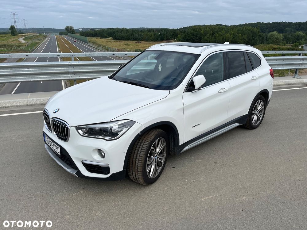 BMW X1 xDrive28i xLine - 10