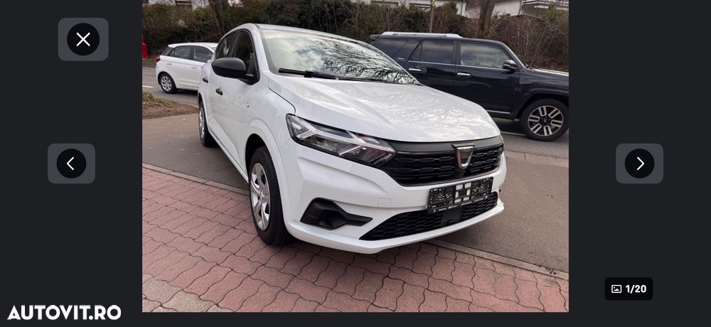 Dacia Sandero TCe 90 Essential - 2