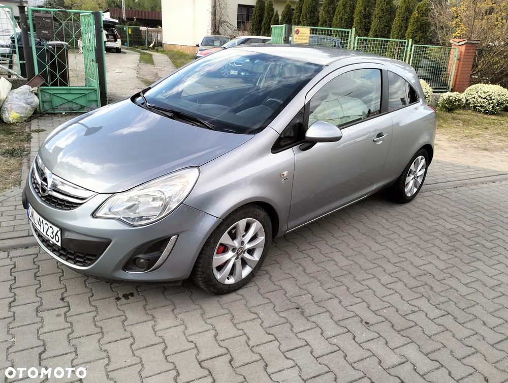Opel Corsa 1.4 16V Active - 11