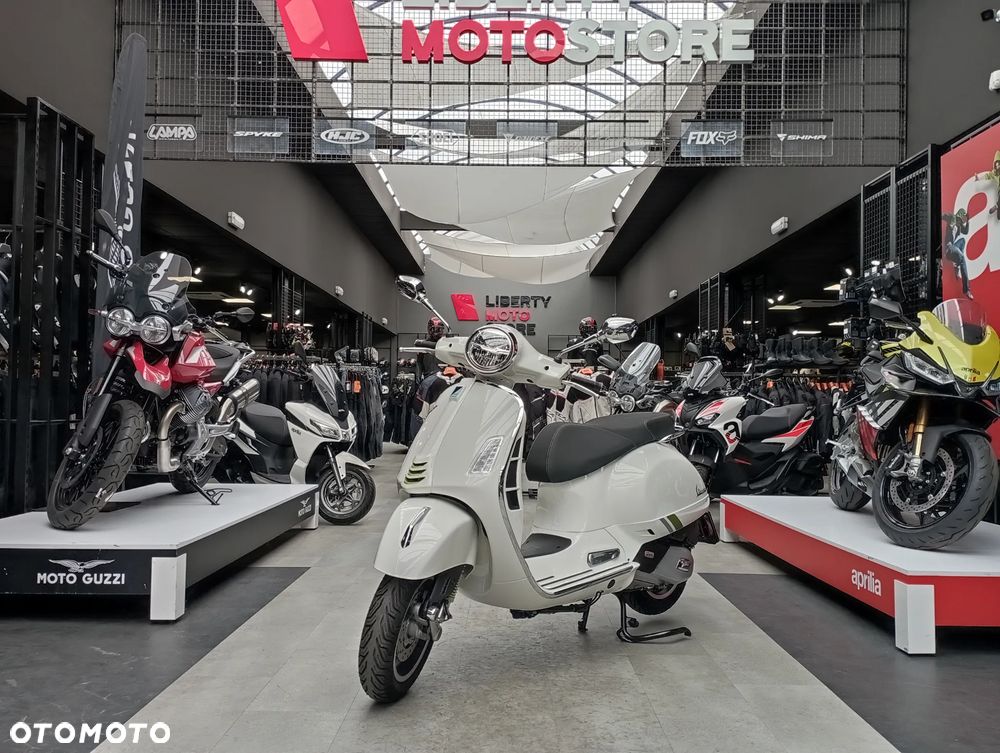Vespa GTS - 3