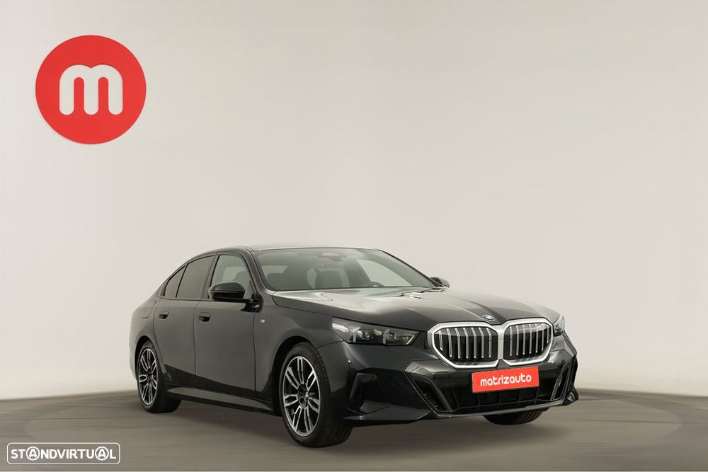 BMW 520 d Pack Desportivo M - 1