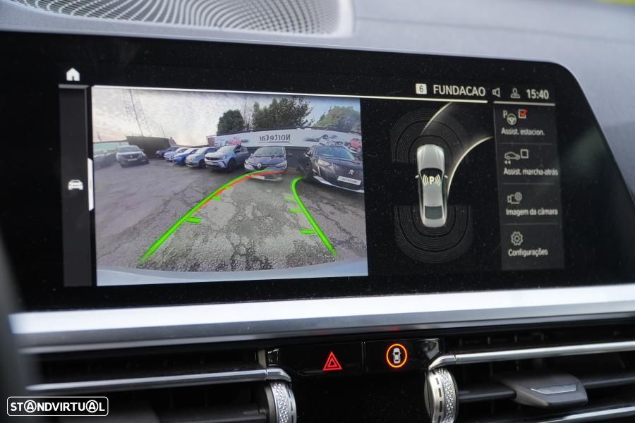 BMW 420 d Pack Desportivo M Auto - 23