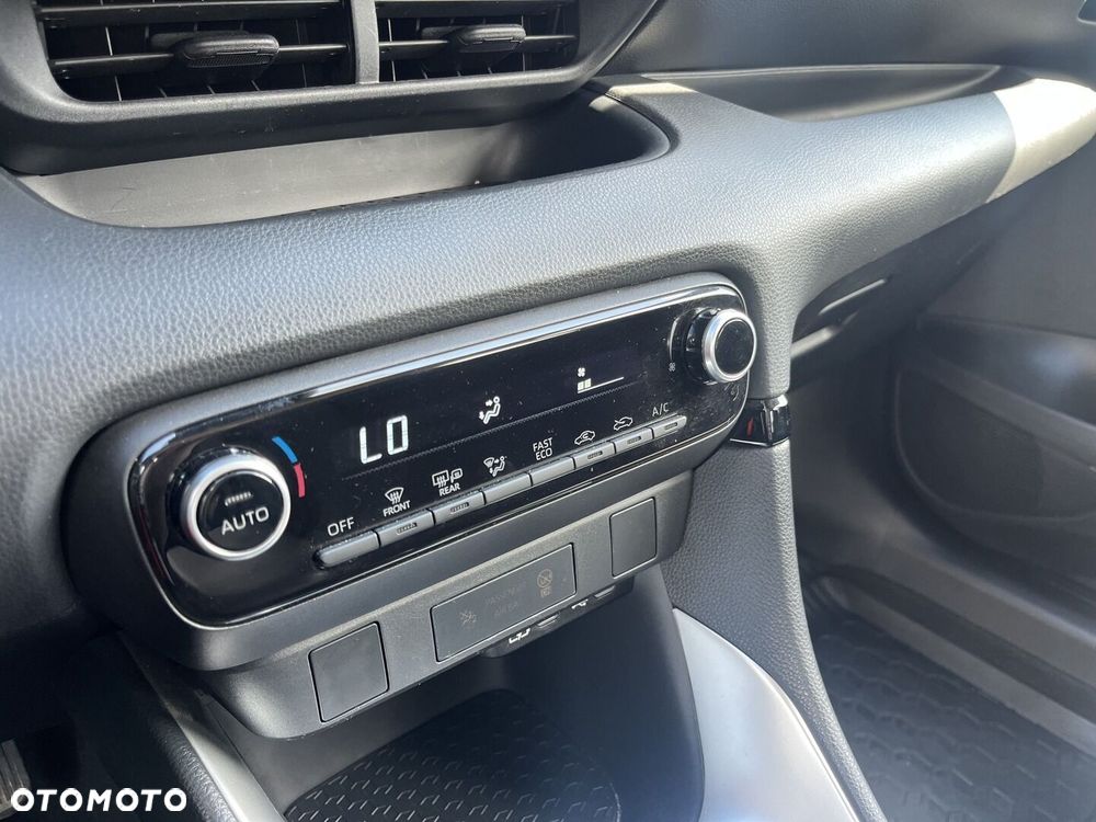 Toyota Yaris Hybrid 1.5 Comfort - 17