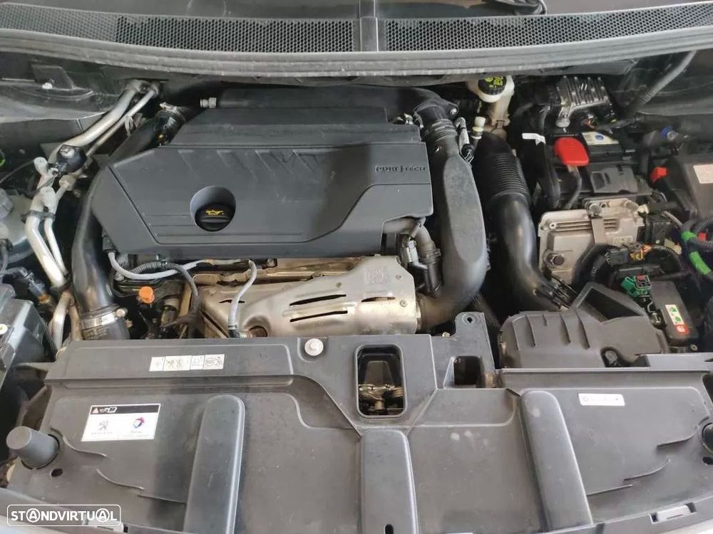 Peugeot 3008 1.6 Hybrid Allure Pack e-EAT8 - 4