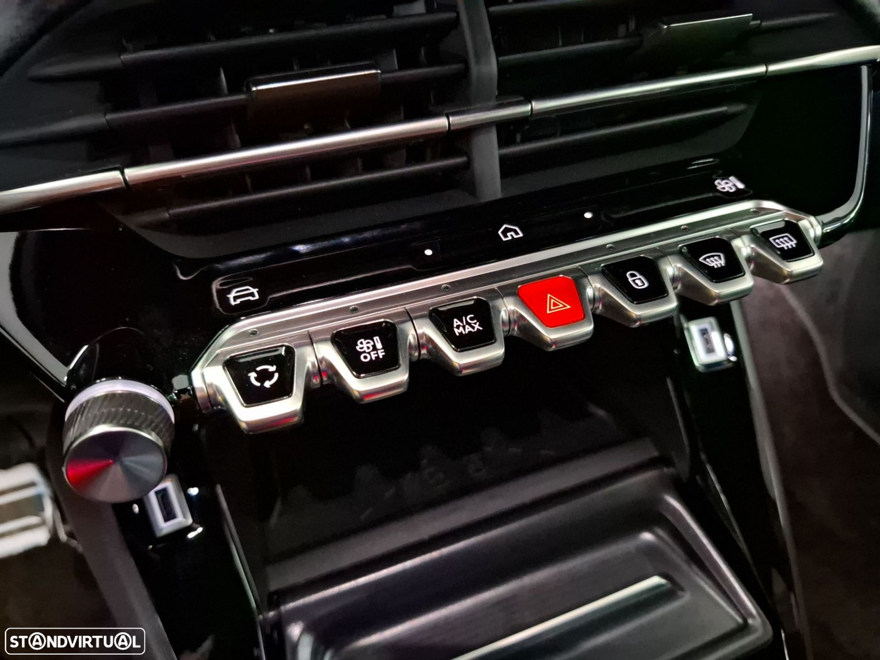Peugeot e-2008 54 kWh GT - 19