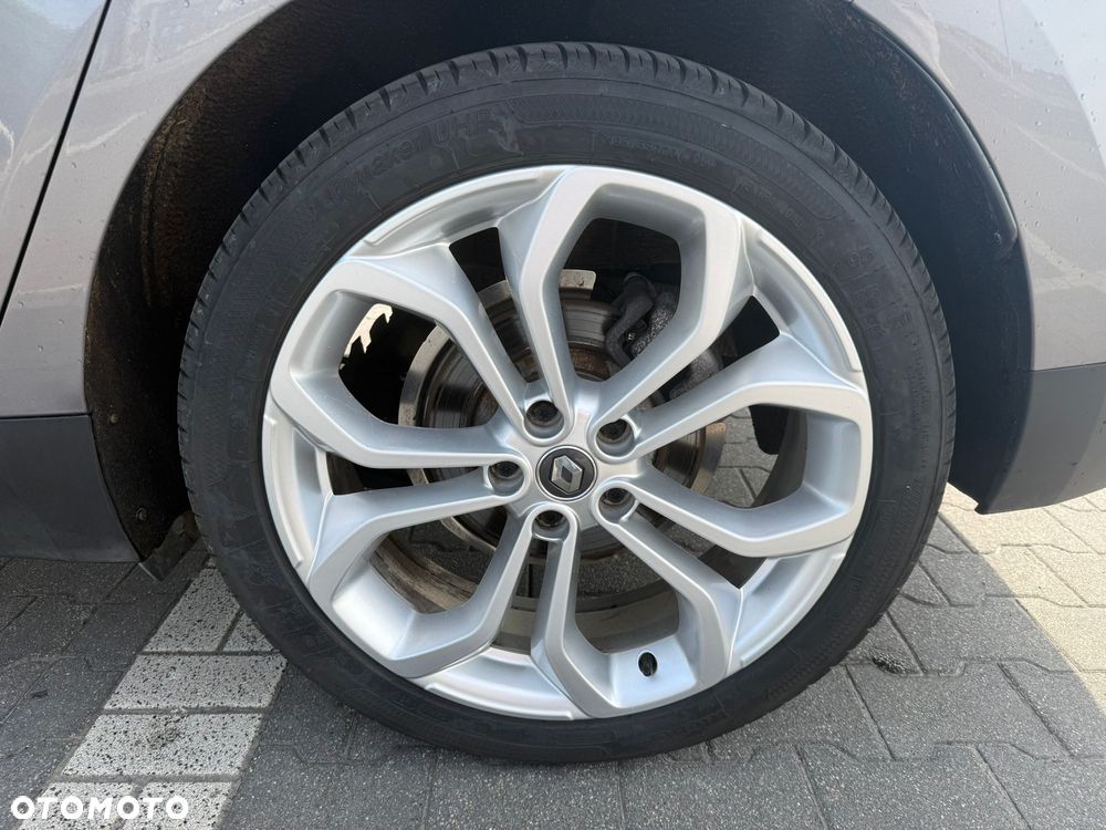 Renault Grand Scenic - 21
