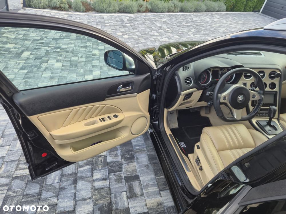 Alfa Romeo 159 3.2JTS 4x4 Q-Distinctive - 6