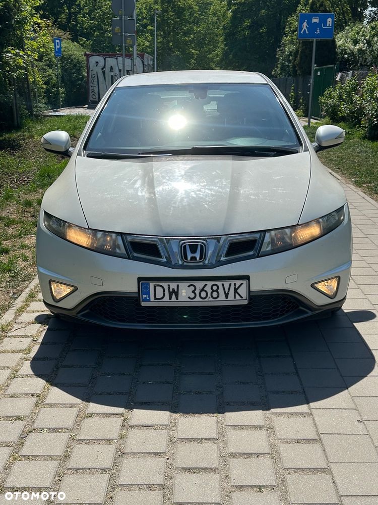 Honda Civic 1.8 Comfort - 2