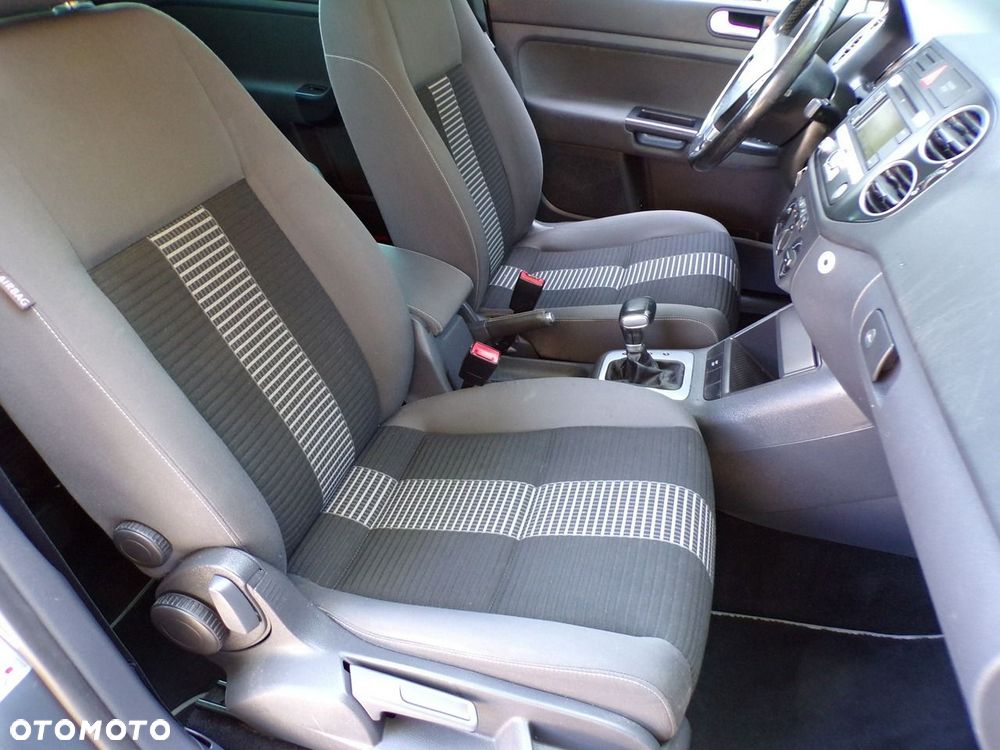 Volkswagen Golf Plus 1.6 Automatik United - 24