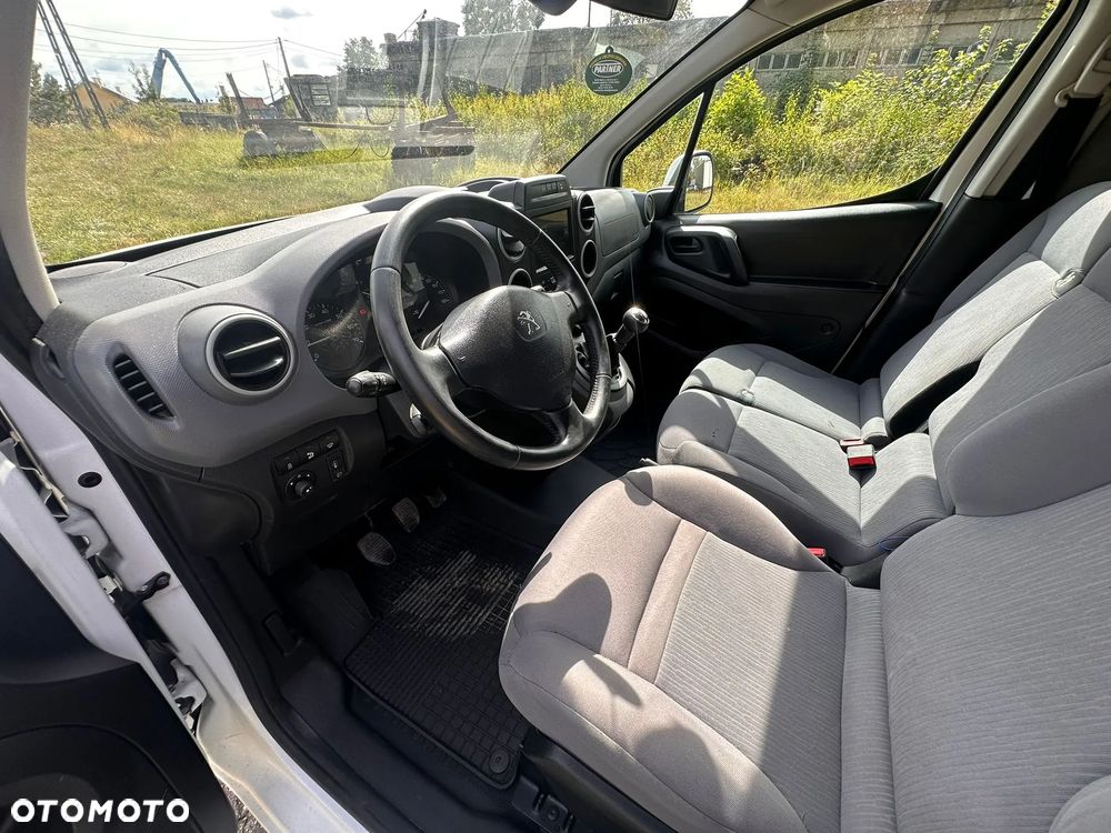 Peugeot Partner 1.6 Hdi 99 kM manual, 2015 rok EURO 6! ORGINALNY PRZEBIEG, HAK, ALUFELGI- BEZWYPADKOWY!!! - 7