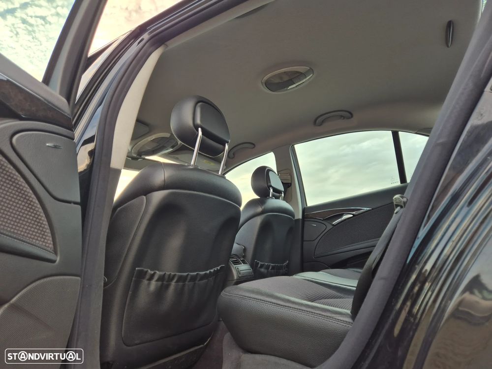 Mercedes-Benz E 220 CDI Avantgarde Aut. - 10