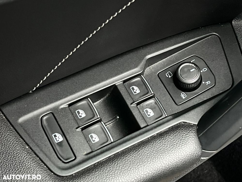 Volkswagen Tiguan 2.0 TDI SCR 4MOTION DSG R-Line - 17