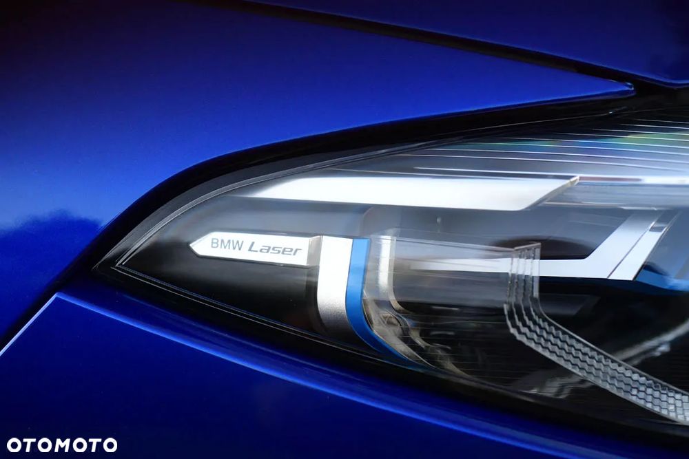 BMW M8 Competition - 19