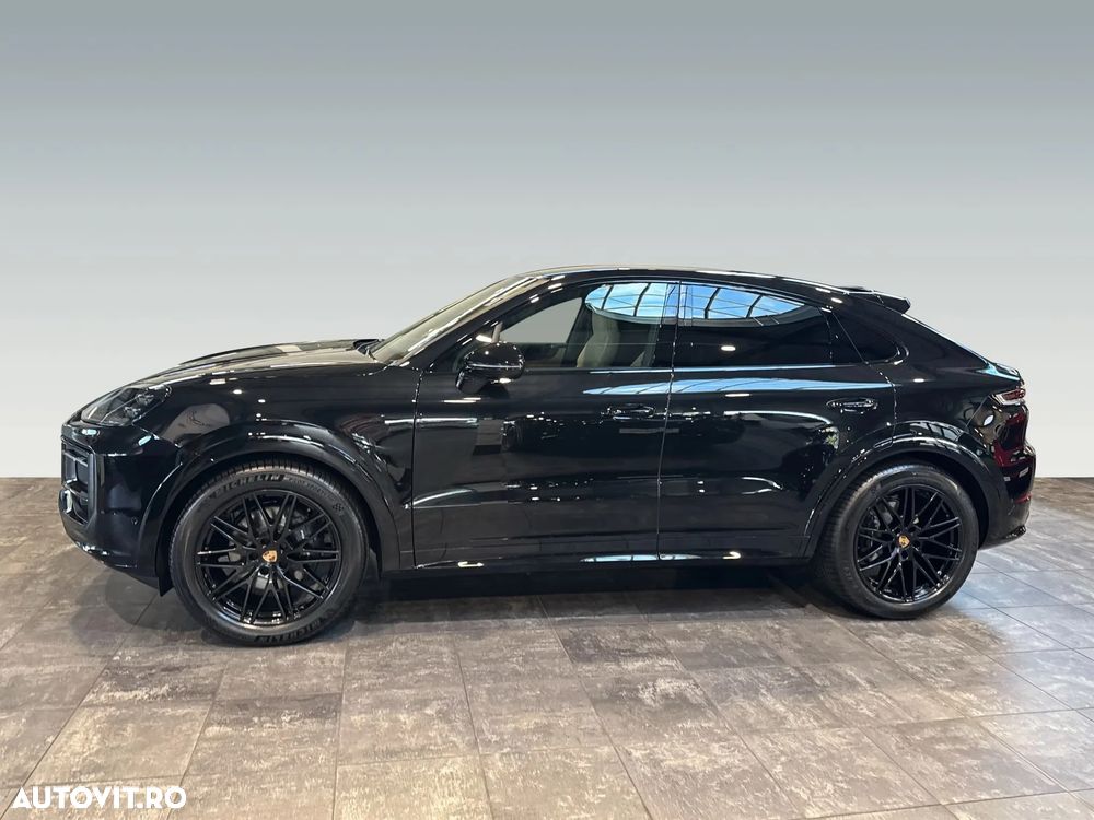 PORSCHE Cayenne Coupe 2026 — imagine 3