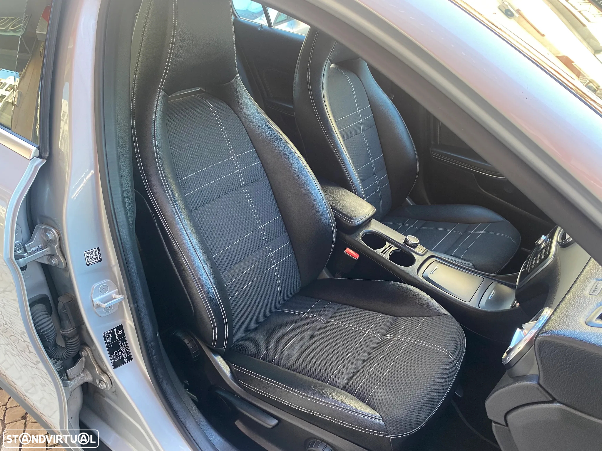 Mercedes-Benz GLA 180 (CDI) d 7G-DCT Urban - 30