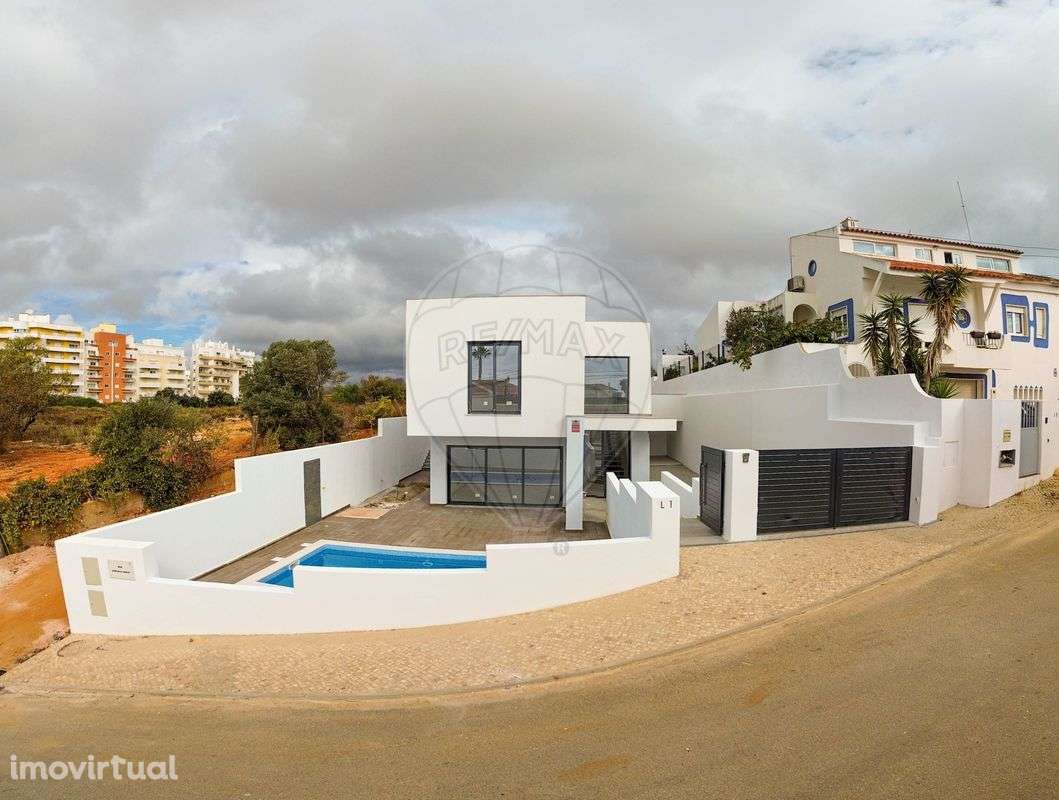 Moradia T4 para venda - Grande imagem: 2/37