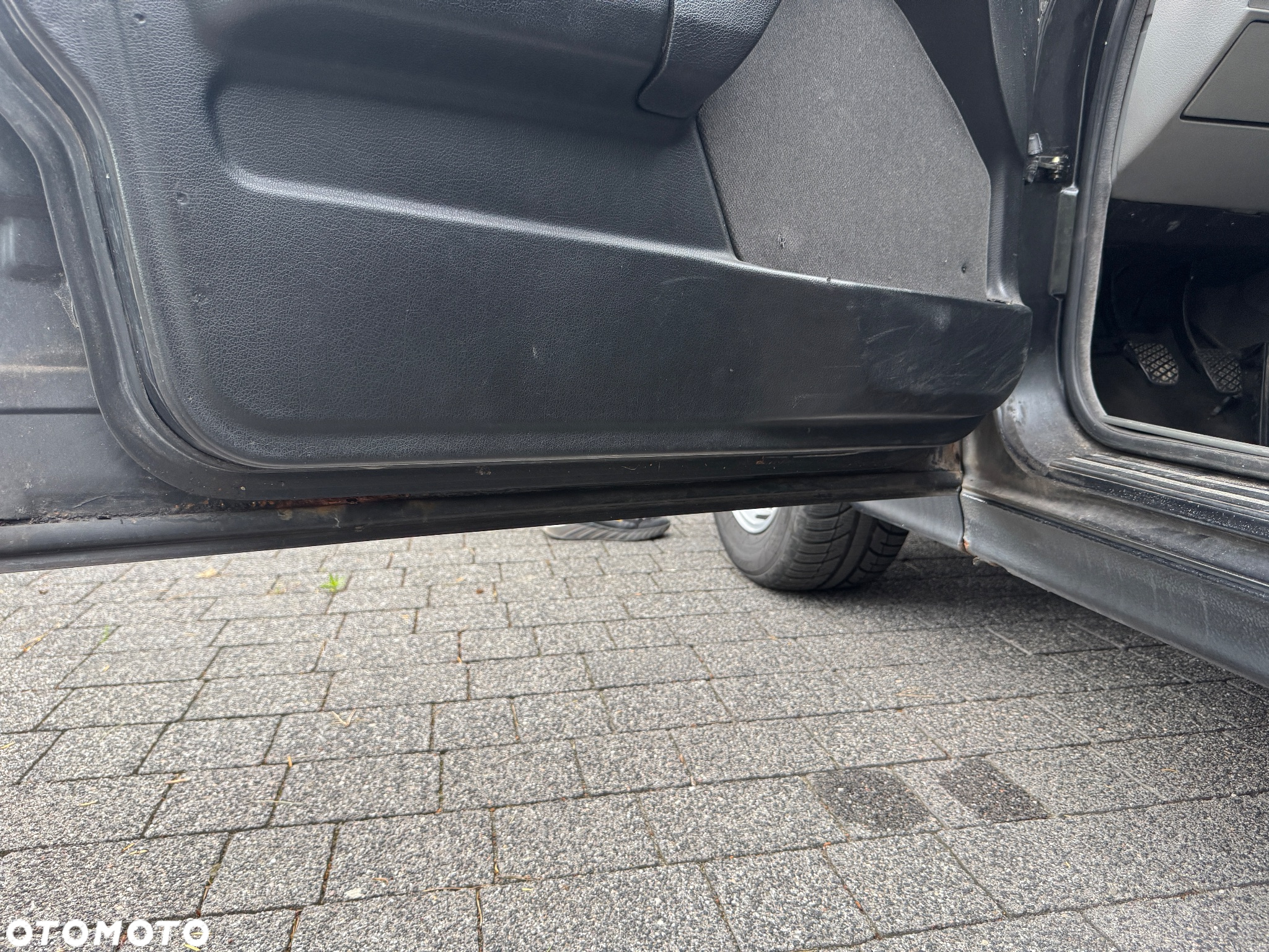 BMW Seria 5 525i - 24