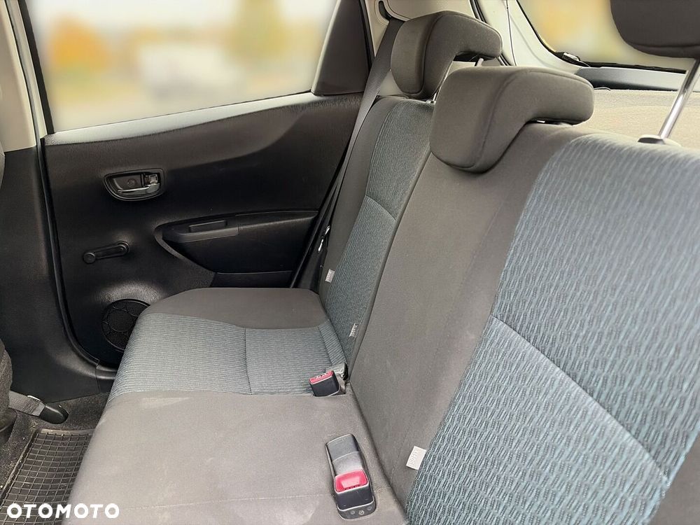 Toyota Yaris 1.33 Premium - 15