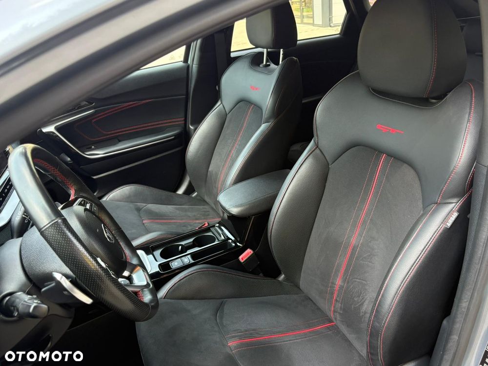 Kia ProCeed - 13