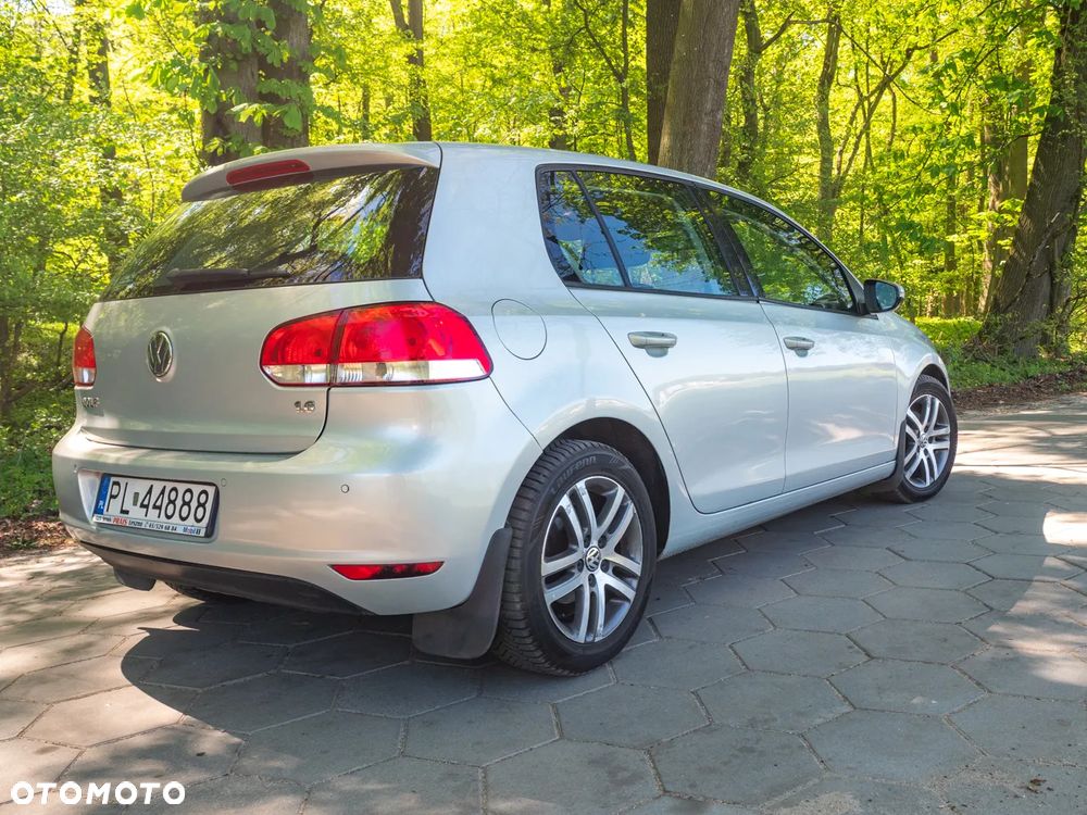 Volkswagen Golf 1.6 Comfortline - 4