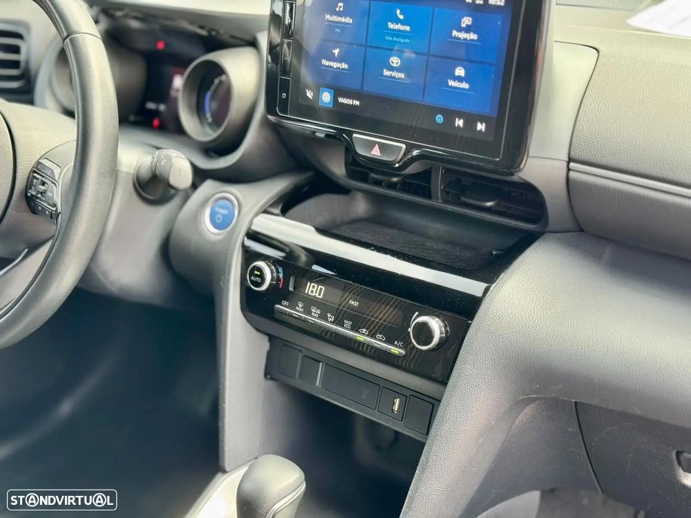 Toyota Yaris Cross 1.5 HDF Comfort - 17