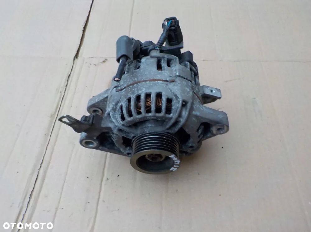 alternator toyota yaris II 1,0 VVTI 27060-0Q030 - 1