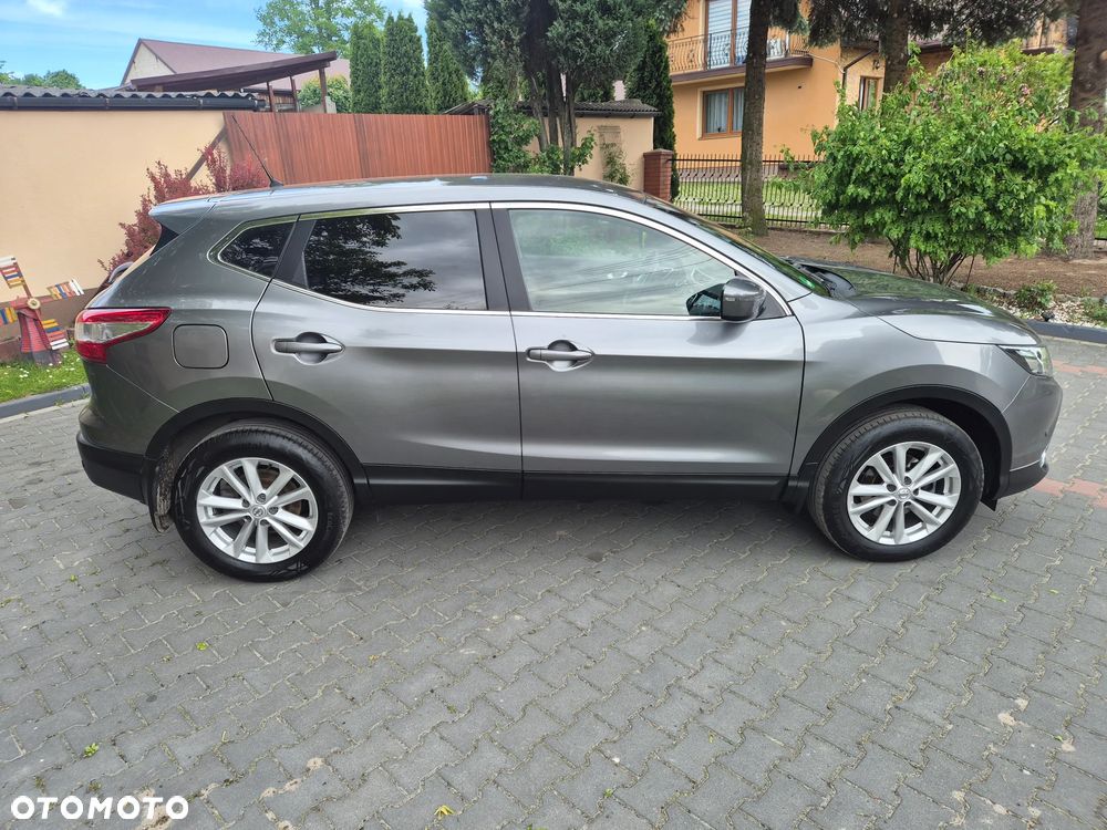 Nissan Qashqai 1.6 dCi DPF acenta - 14