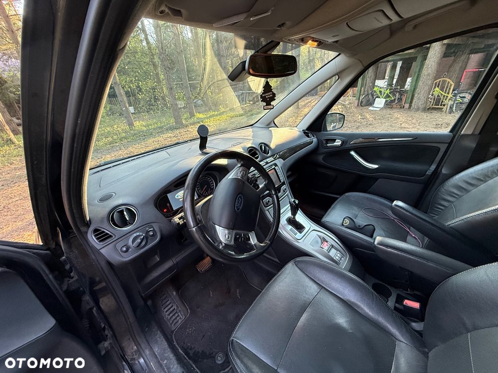 Ford Galaxy 2.0 TDCi Ghia - 8