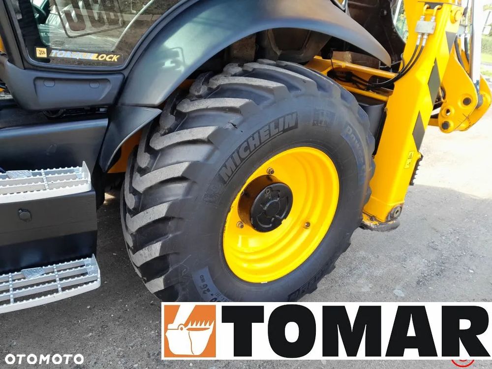 JCB 3CX - 19