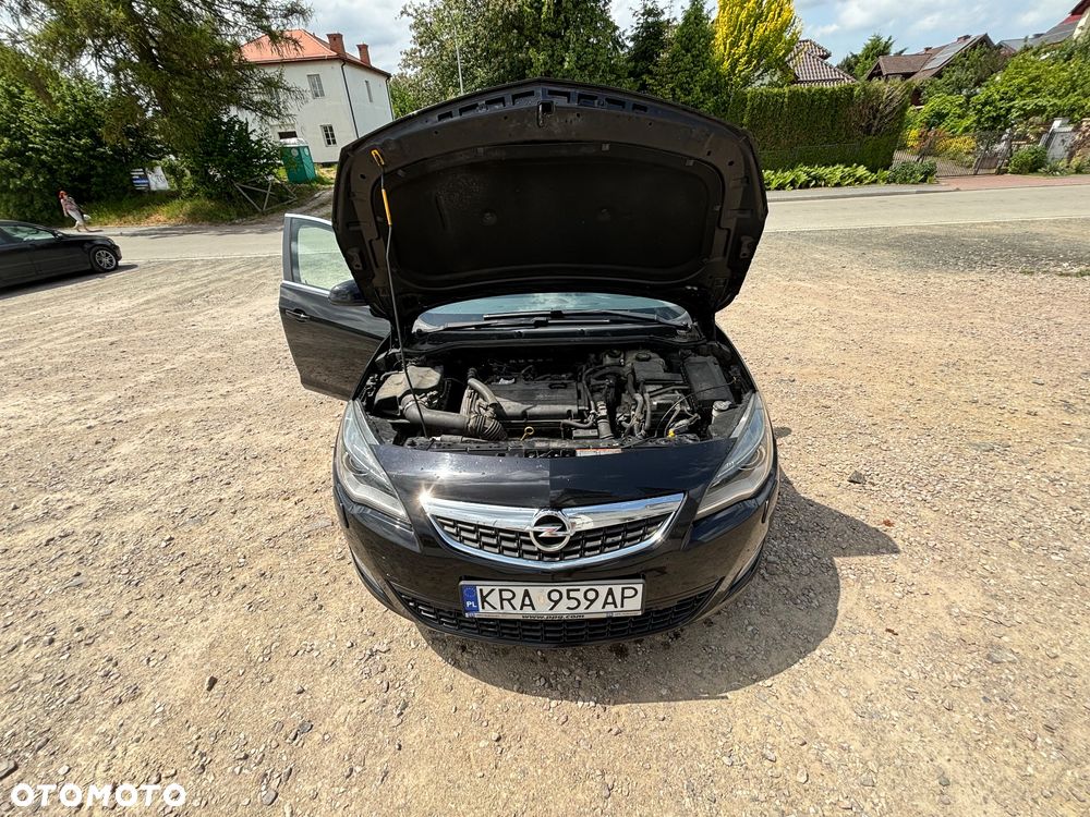 Opel Astra 1.6 T Sport - 14