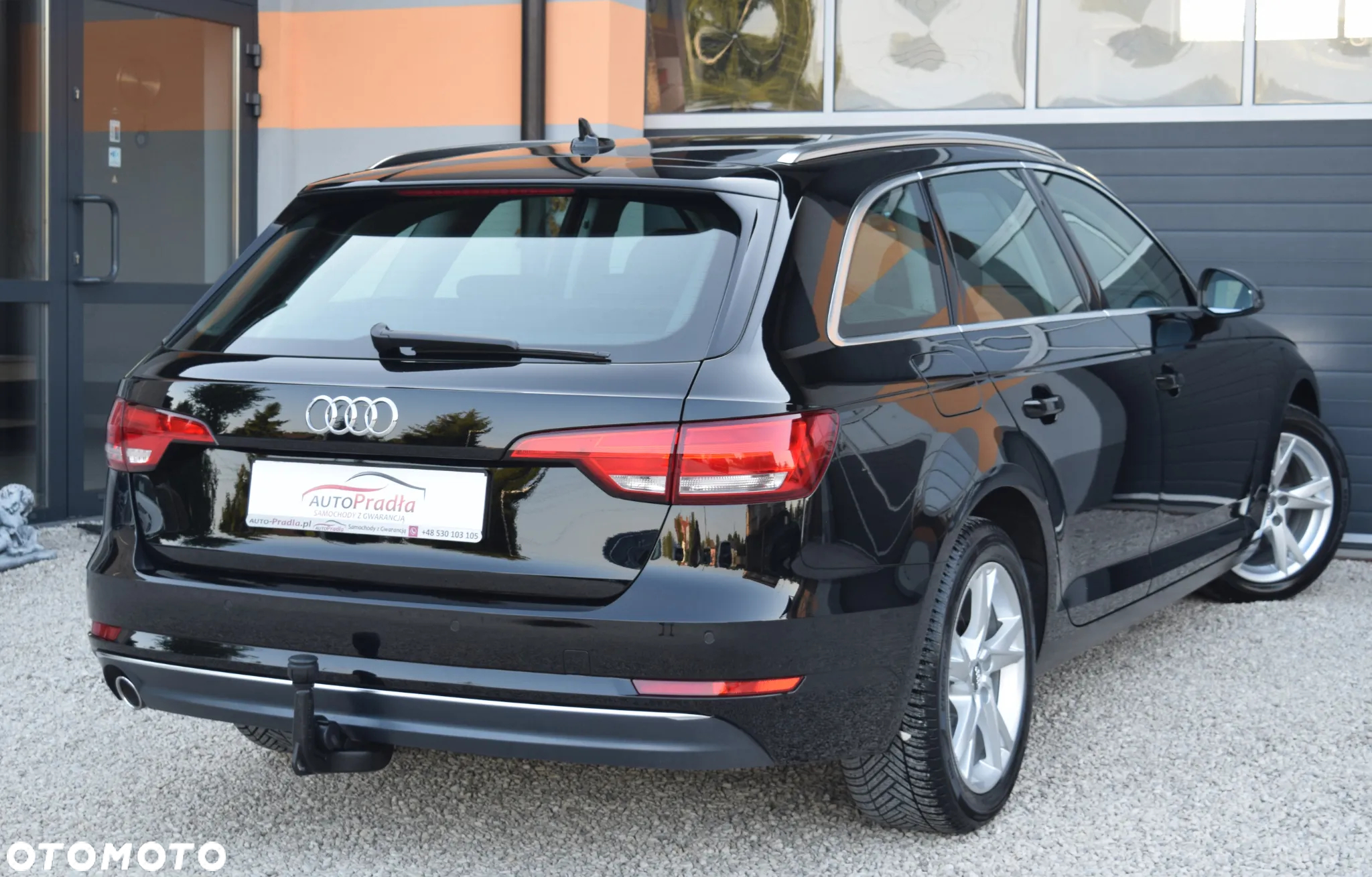 Audi A4 Avant 2.0 TDI Design - 15