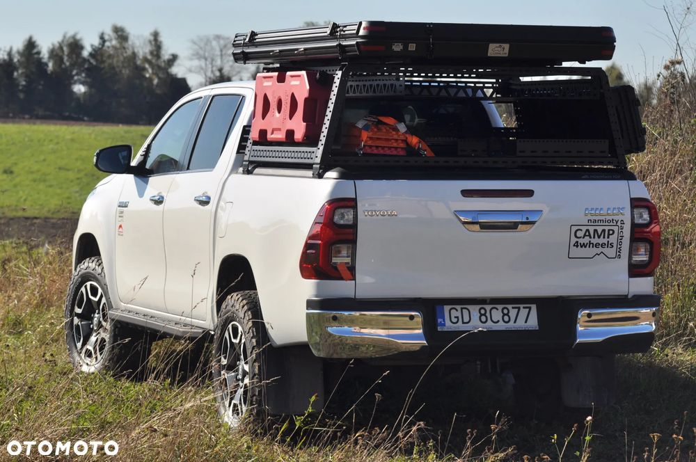 Toyota Hilux 2.8 D-4D Double Cab SR5+ 4x4 - 2