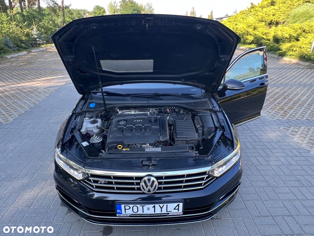 Volkswagen Passat - 35