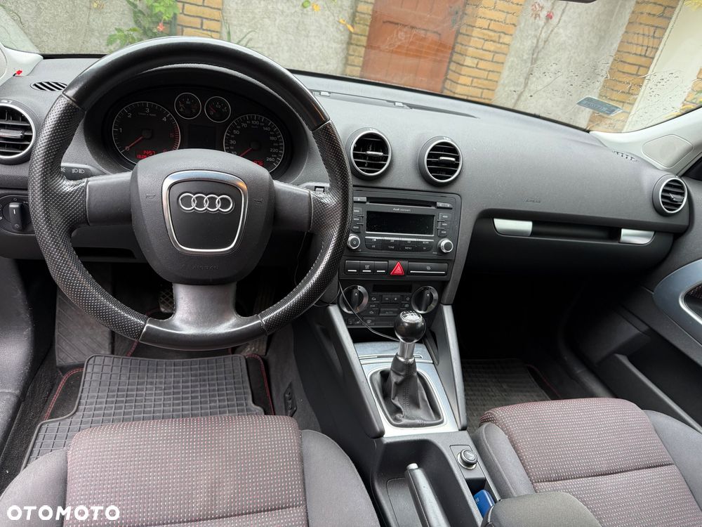 Audi A3 3-drzwiowe 2.0 TDI Ambiente - 11