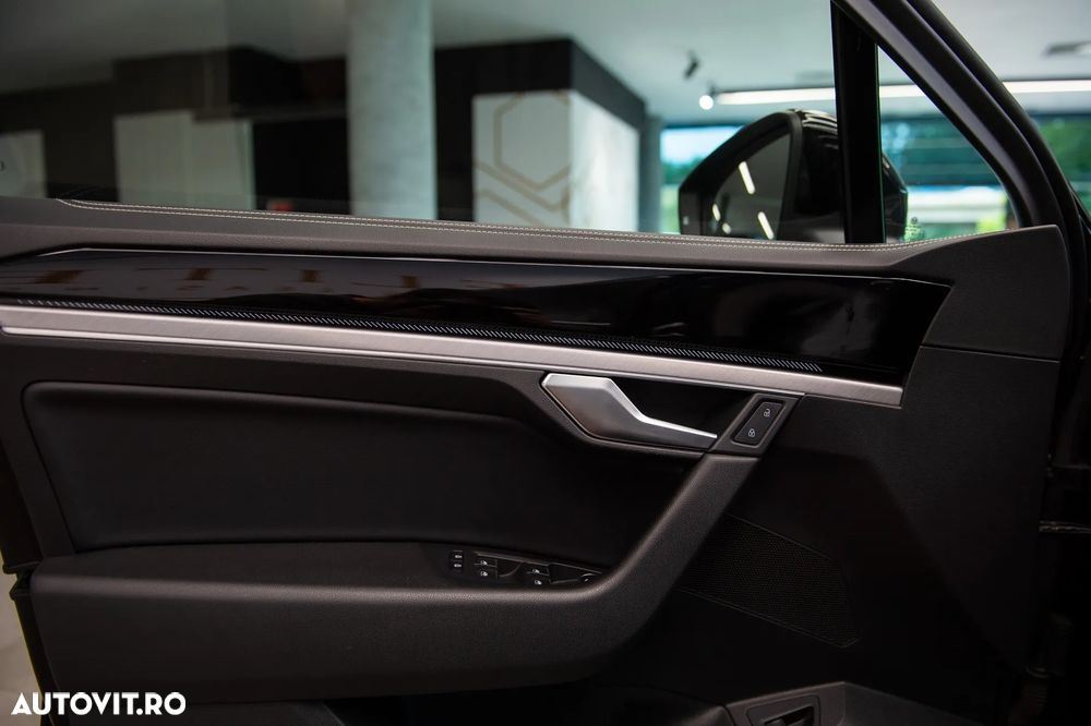 Volkswagen Touareg V6 TDI 4MOTION Elegance - 16