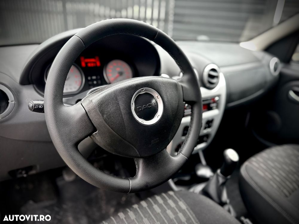 Dacia Logan 1.5 dCi 90 CP Laureate - 11