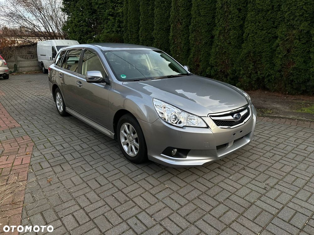 Subaru Legacy - 1