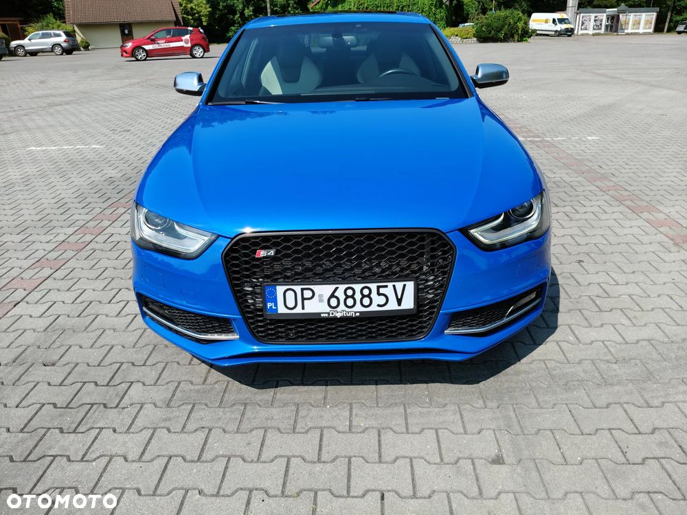 Audi S4 Limousine - 1