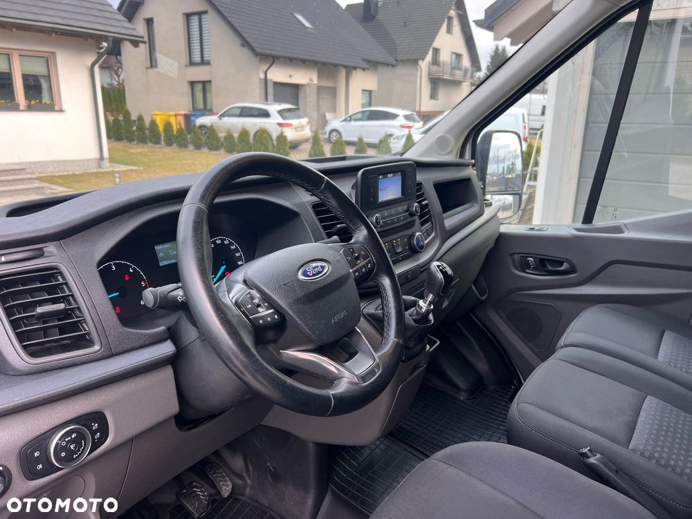 Ford Transit - 9