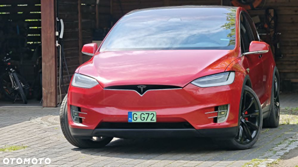 Tesla Model X Performance - 1