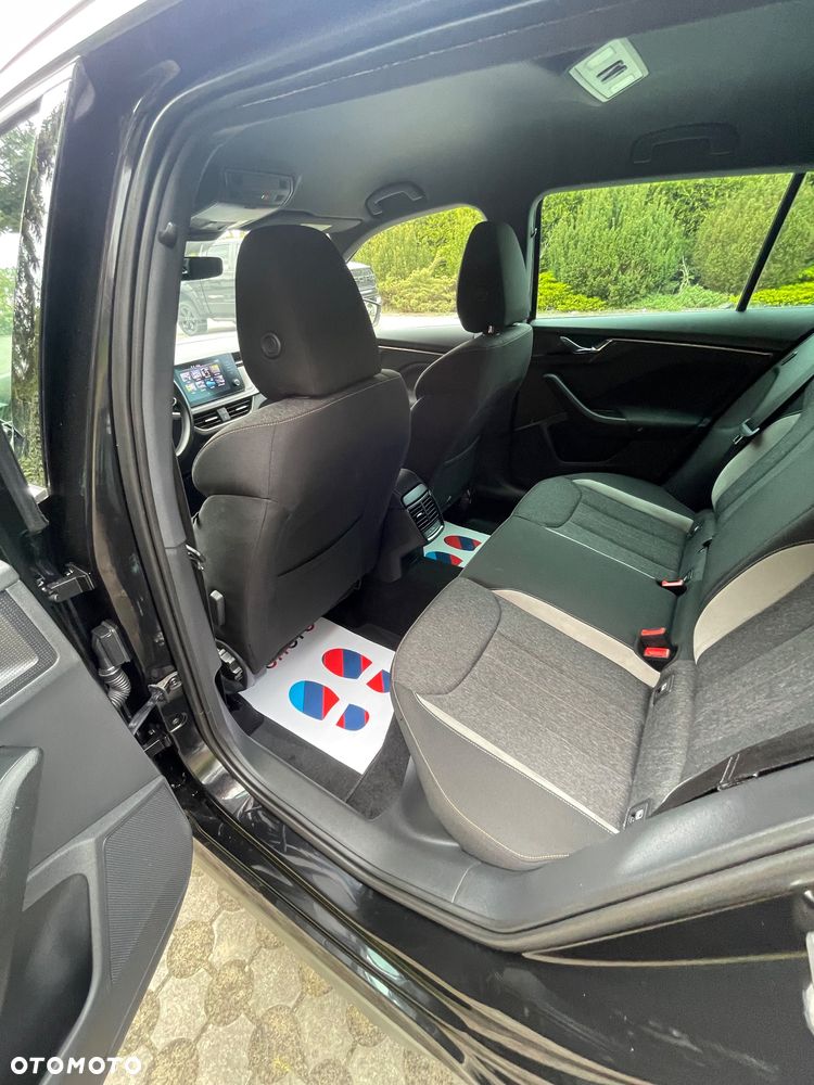 Skoda Kamiq 1.5 TSI DSG Selection - 22