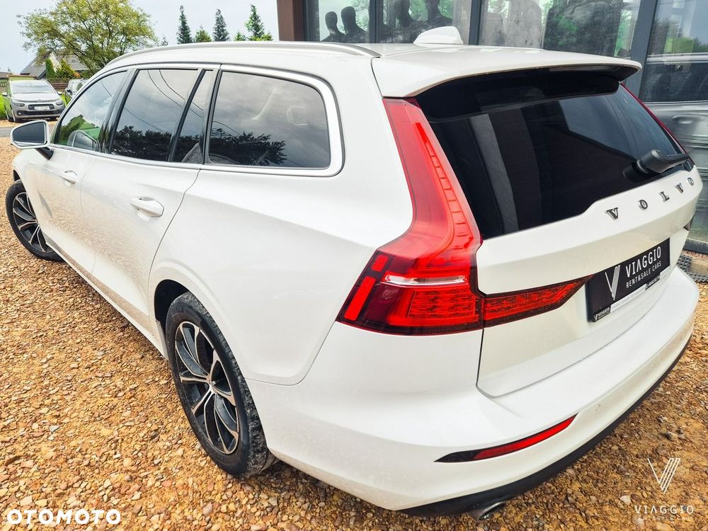 Volvo V60 B3 B Geartronic Momentum Pro - 4