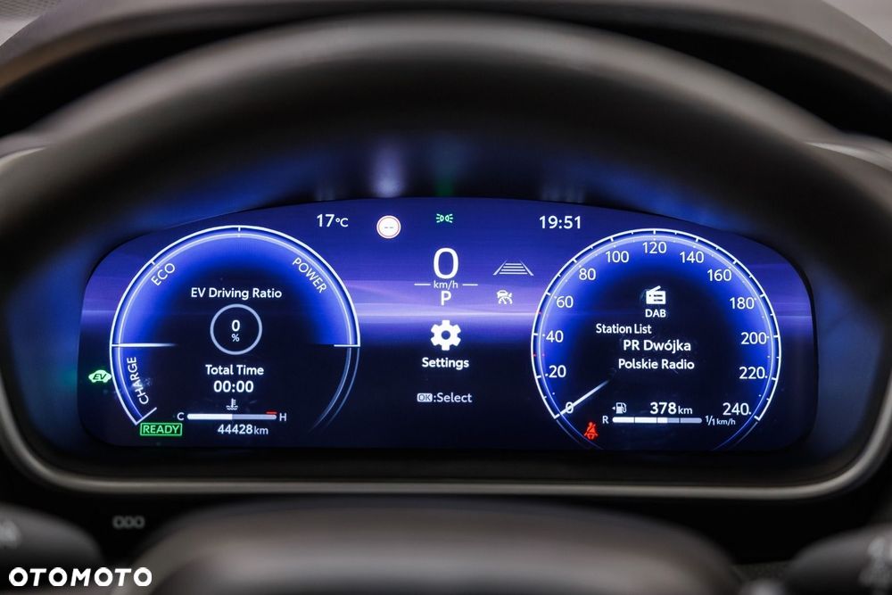 Toyota Corolla Cross - 9