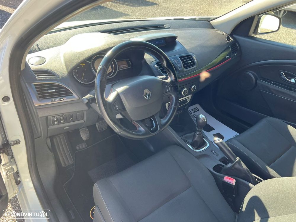Renault Megane 1.5 dCi Confort SS - 6