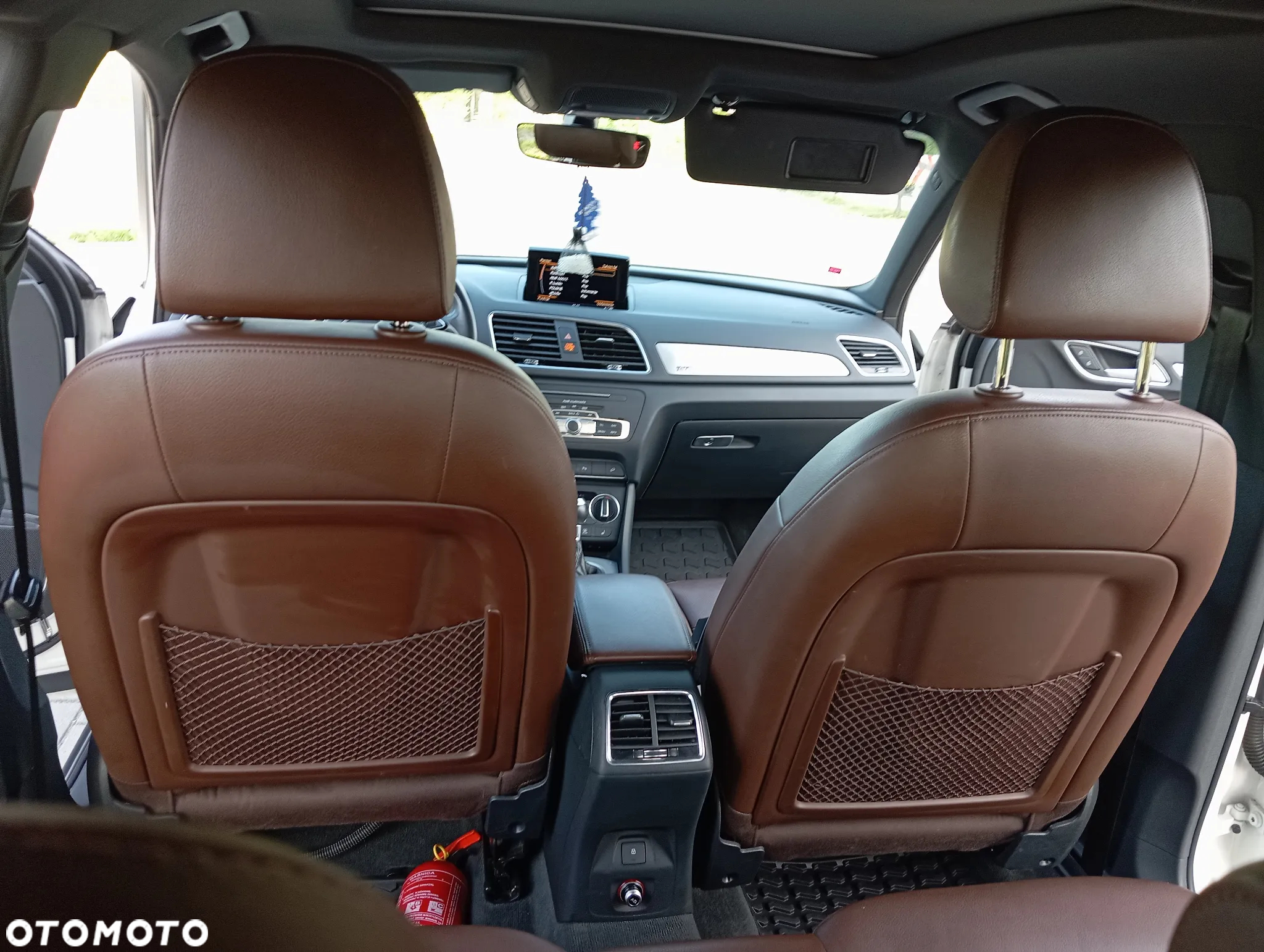 Audi Q3 2.0 TFSI quattro S tronic - 23